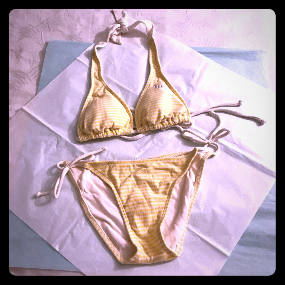 💛Like NEW Tommy Hilfiger Bikini Set💛